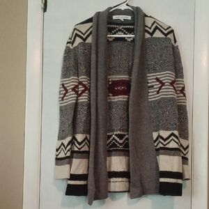 Cupcakes & Cashmere Gray and Black Knit Cardigan